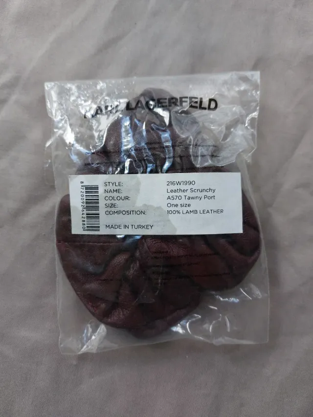 Coletero Karl Lagerfeld