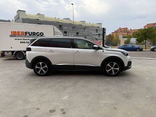 Peugeot 5008 Allure 1.5L BlueHDi 96kW (130CV) S&S