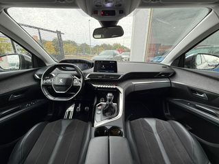 Peugeot 5008 Allure 1.5L BlueHDi 96kW (130CV) S&S