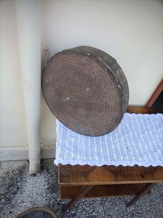 Setacci vintage in legno e metallo