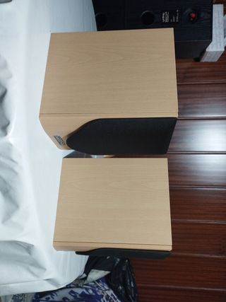 Altavoces Mission M30