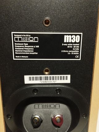 Altavoces Mission M30