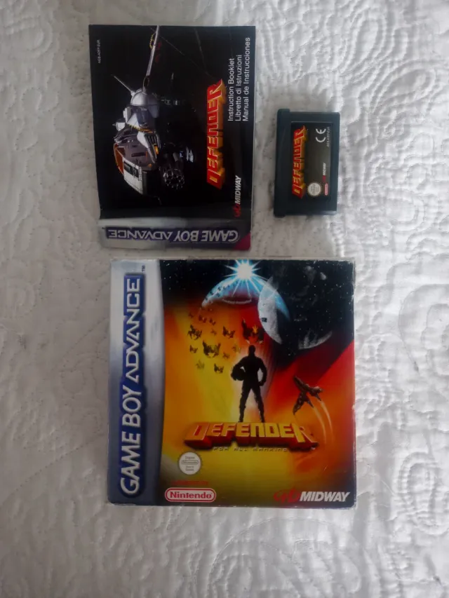 Gioco Defender GBA