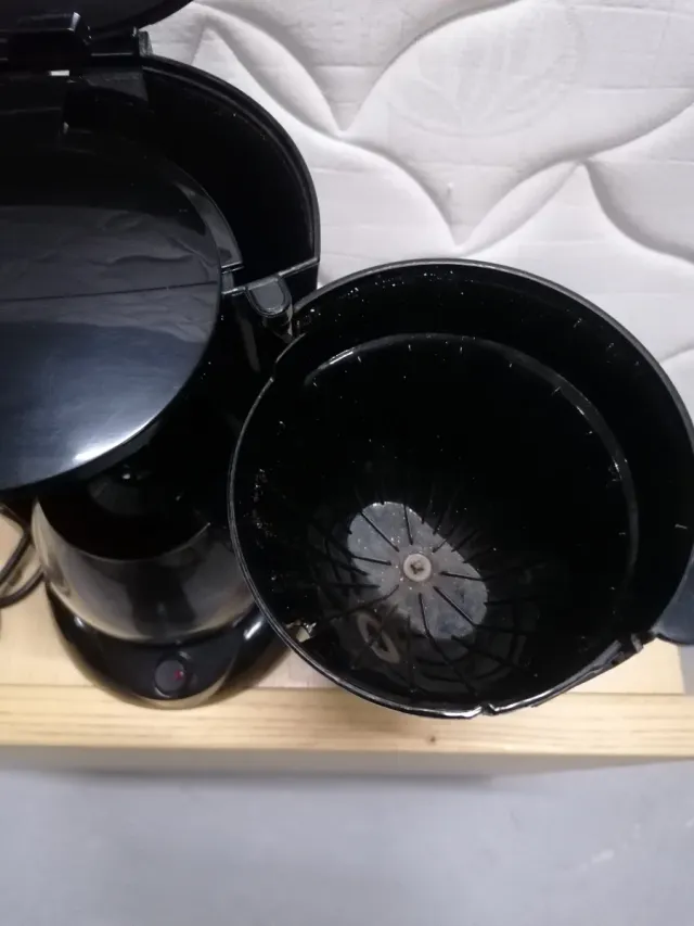 Cafetera de filtro Moulinex Principio Negra