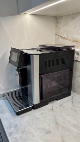 Cafetera Superautomatica DeLonghi Primadonna Soul