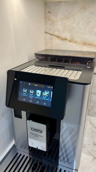 Cafetera Superautomatica DeLonghi Primadonna Soul
