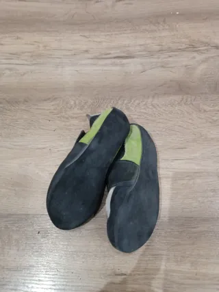 Pies de gato Simond grises y verdes, talla 29