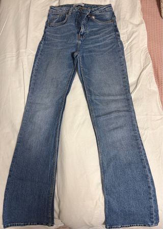 Pantalón campana vaquero azul