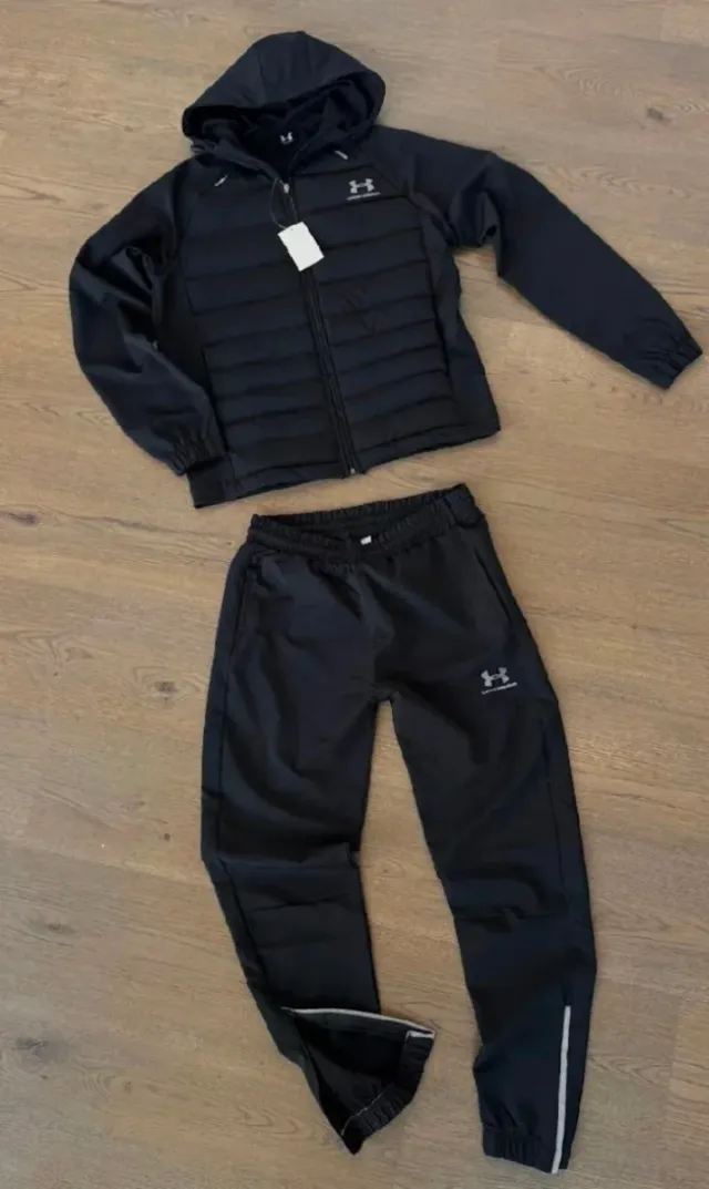 Conjunto deportivo Under Armour negro