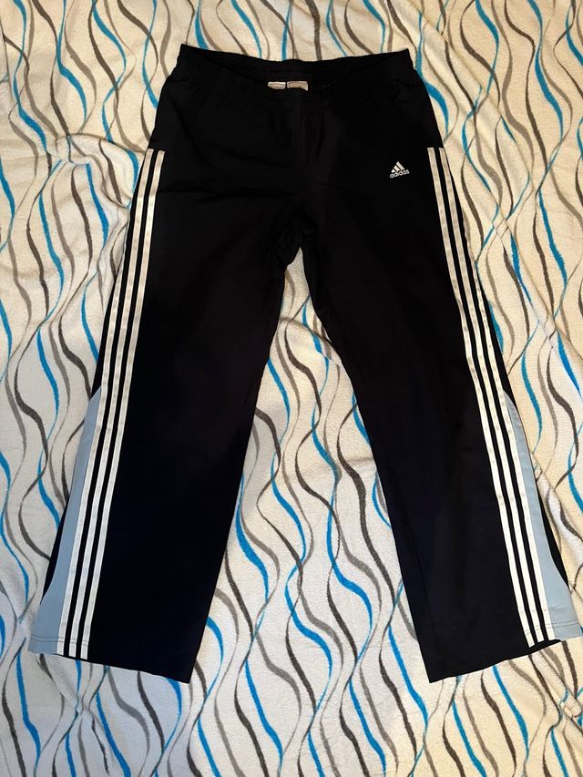 Pantalón Adidas Retro Negro Rayas Azules