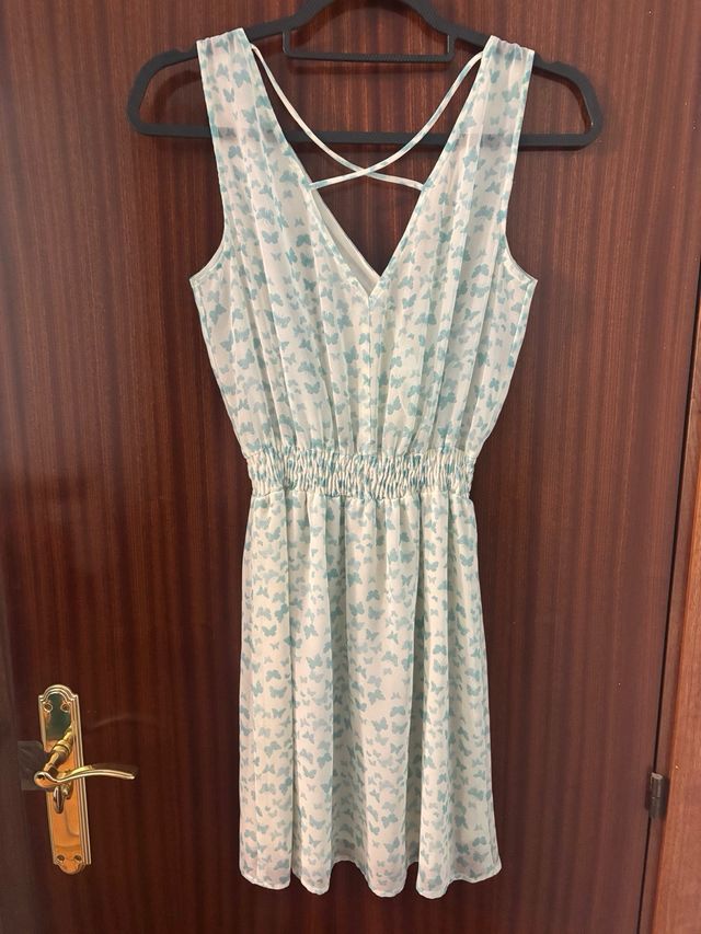 Vestido corto estampado mariposas