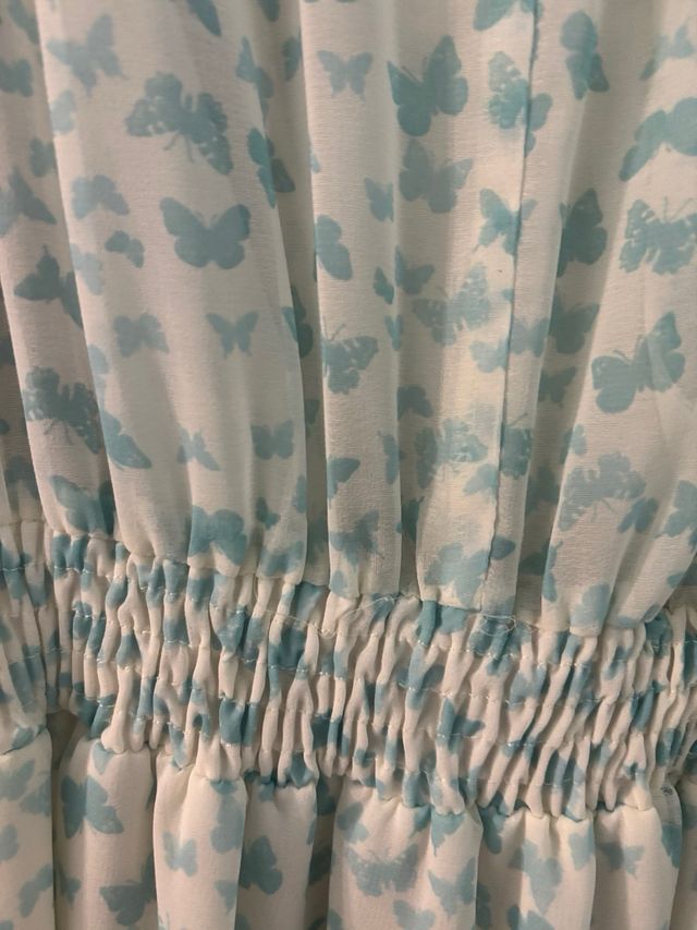 Vestido corto estampado mariposas