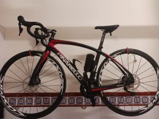 Bicicleta Carretera de carbono pinarello