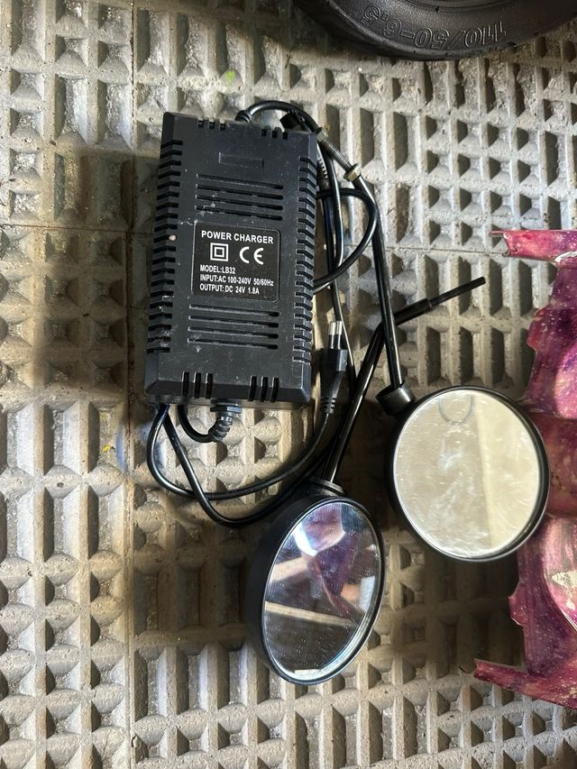 Mini Scooter Eléctrica Estilo Vespa