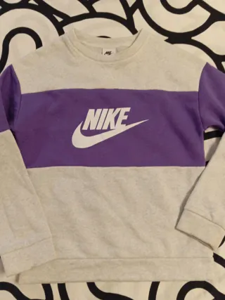 Sudadera Nike Gris y Morado