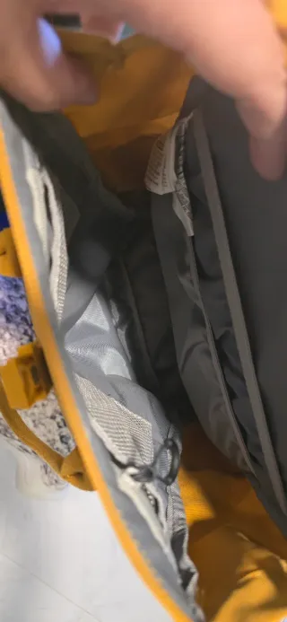 Mochila Quechua Amarilla 15L NH150