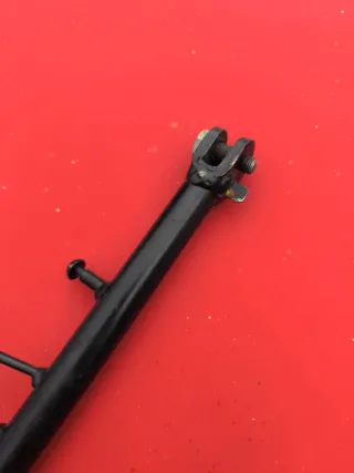 Pata de cabra Kawasaki KLE 500.