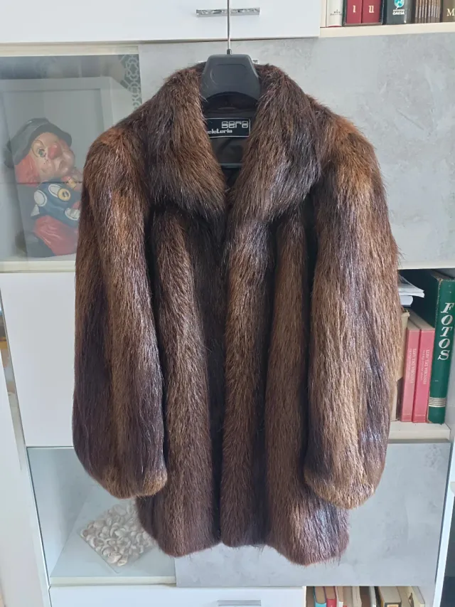 Abrigo Marrón Corte 3/4