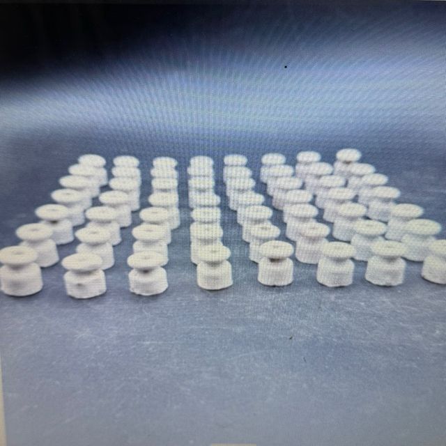 Lotto 56 Isolatori Elettrici Jicaras