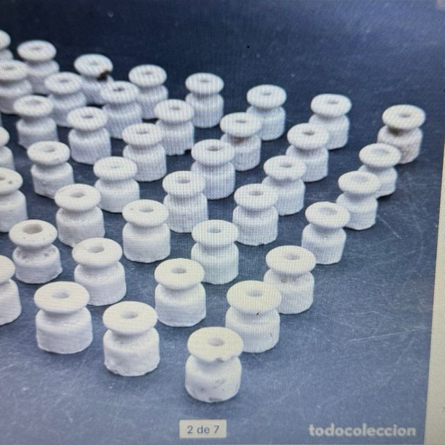 Lotto 56 Isolatori Elettrici Jicaras