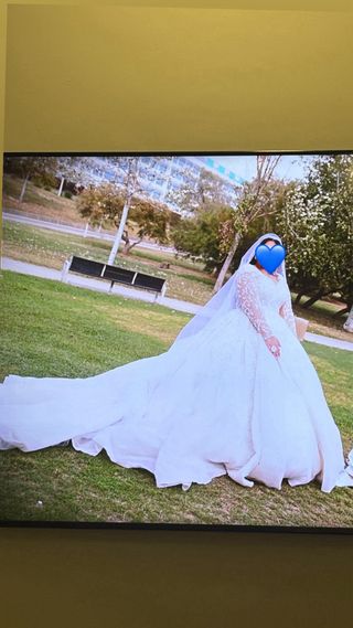 Precioso vestido de Novia con Velo y Corona