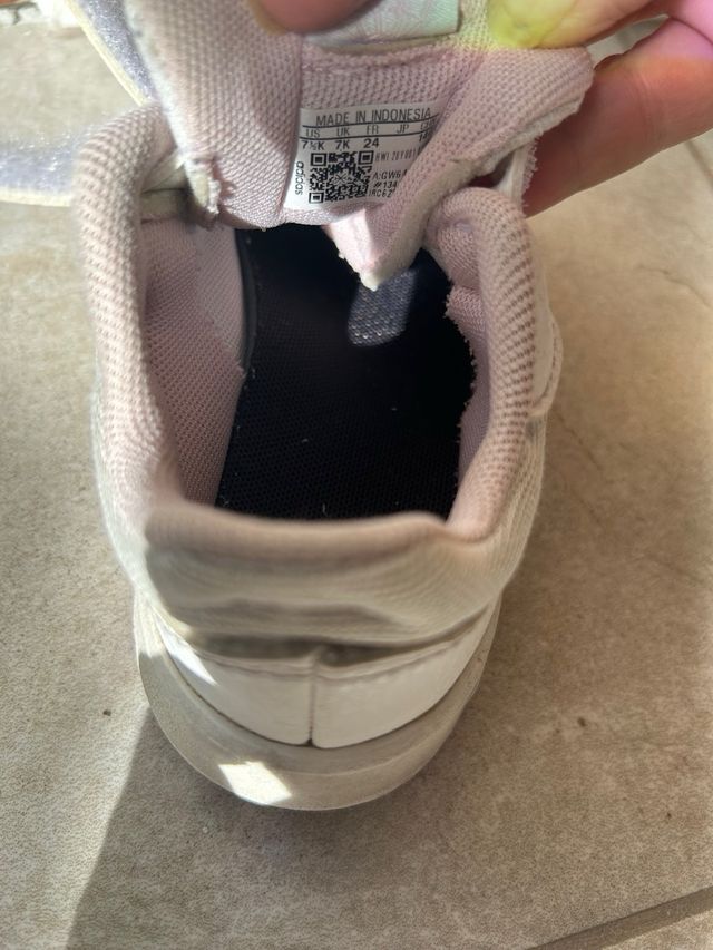 Zapatitos niña Adidas Tallas 23 y 24