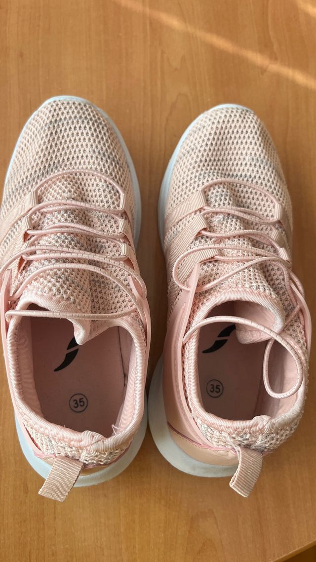Zapatillas deportivas niña rosa