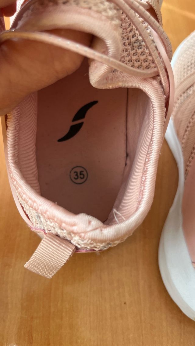 Zapatillas deportivas niña rosa