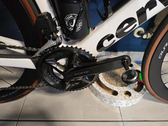 Bicicleta de carretera Cervélo réplica