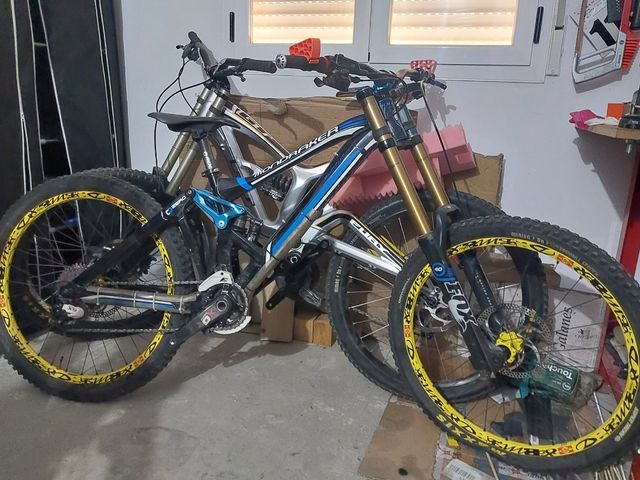 Mondraker summun pro team