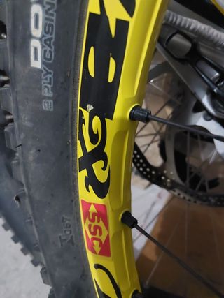 Mondraker Summum Pro Team