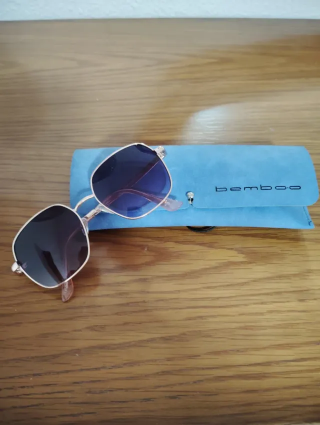 Gafas de sol de óptica sin graduar doradas