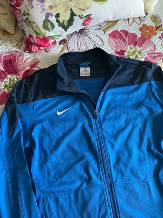 Chaqueta Nike Dri-Fit Entrenamiento