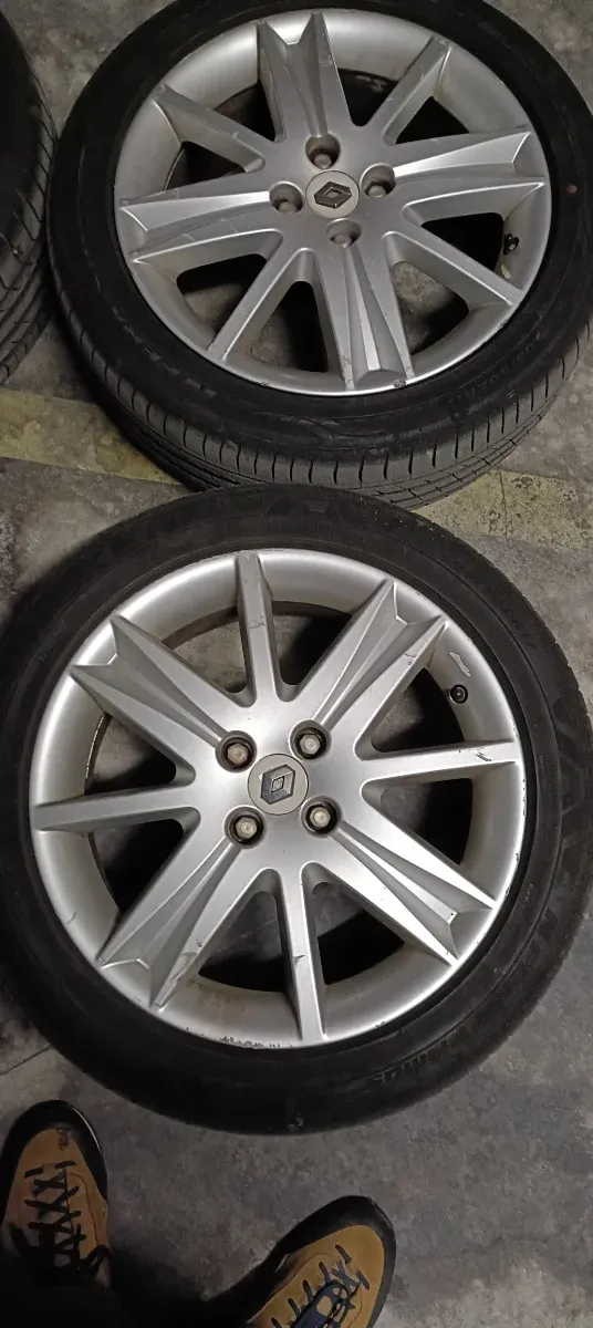 Llantas Renault 17 pulgadas