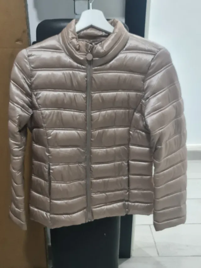 Abrigo acolchado beige