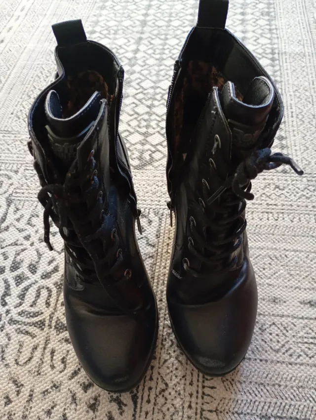 Botines tacón negros