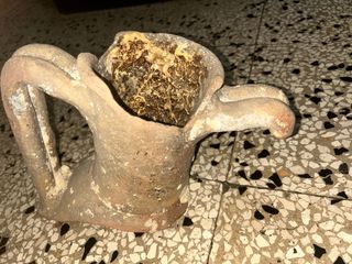 Antica anfora in terracotta