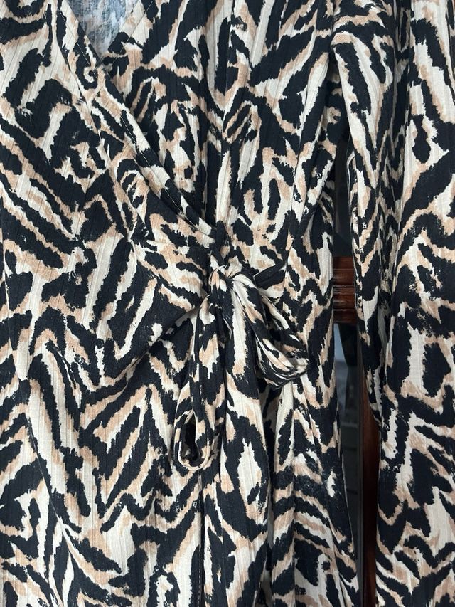 Vestido estampado animal print M