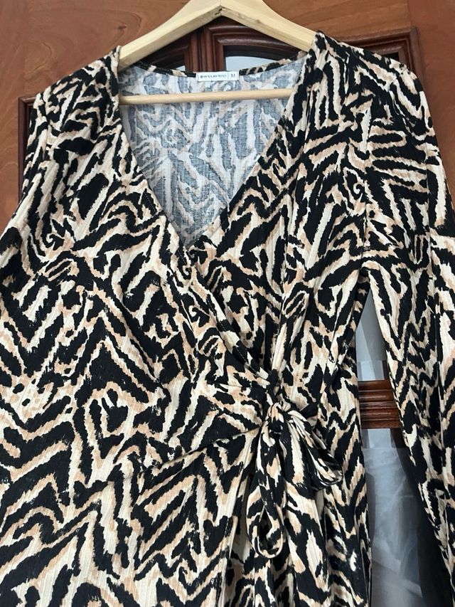 Vestido estampado animal print M