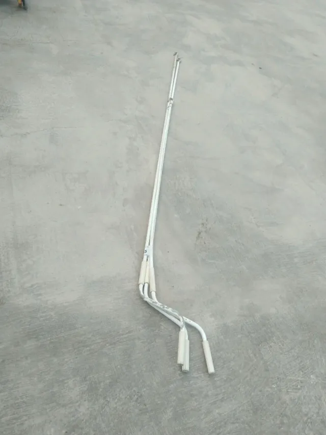 Tubo de refrigeración para coche