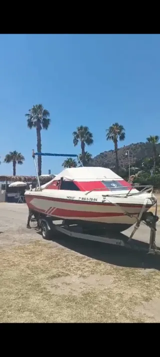 Barco para licencia de titulin