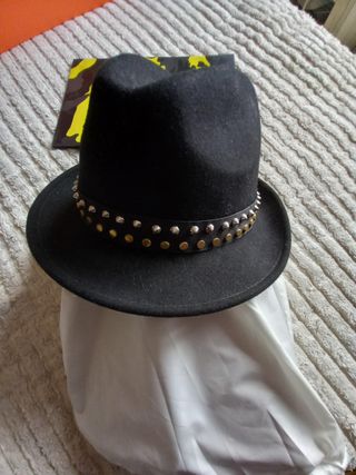 Sombrero Zadig & Voltaire Negro con Tachuelas