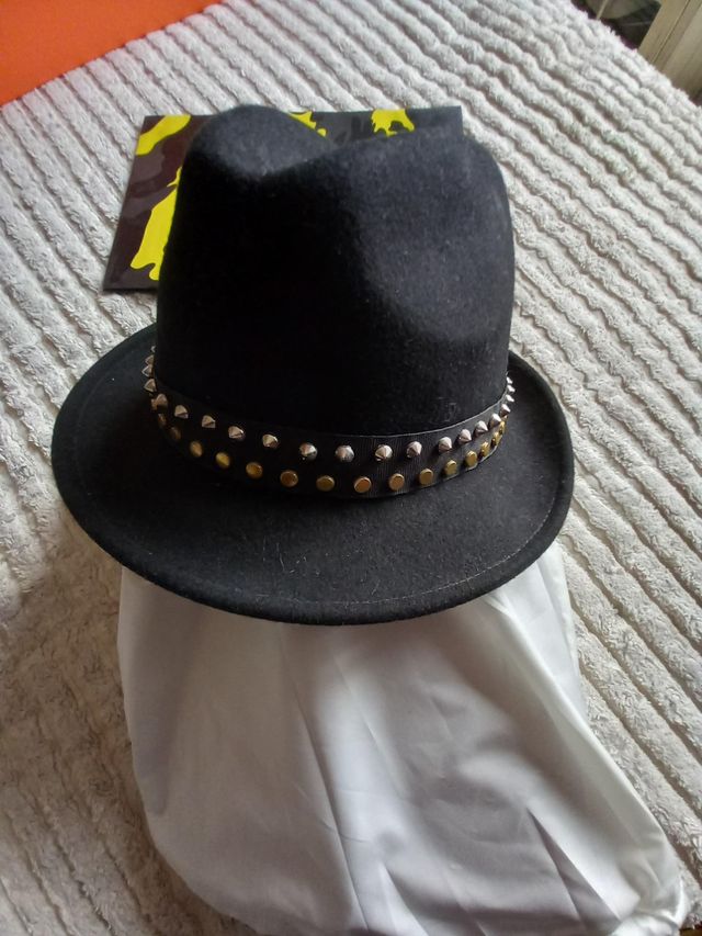 Sombrero Zadig & Voltaire Negro con Tachuelas
