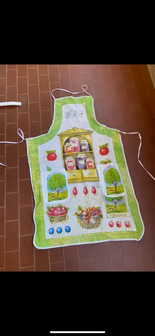 Grembiule da cucina con stampa frutta