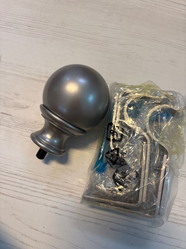 Barra Cortina Amazon Basics Extensible Niquel