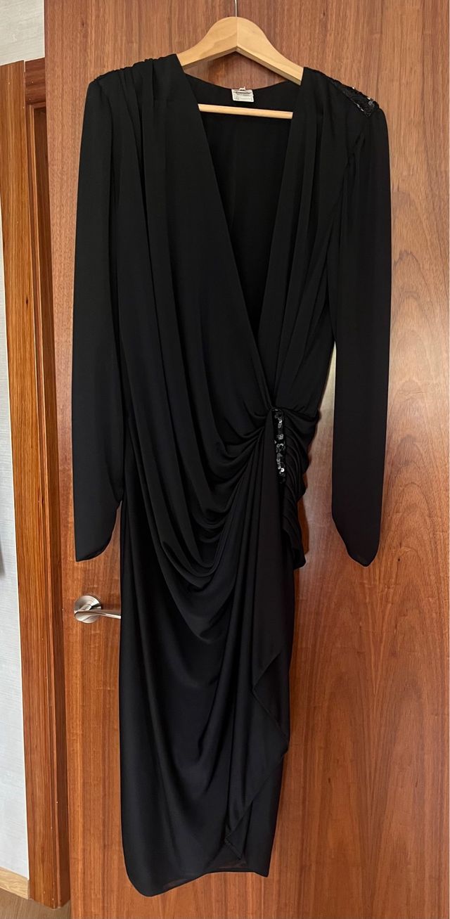 Vestido fiesta negro largo drapeado