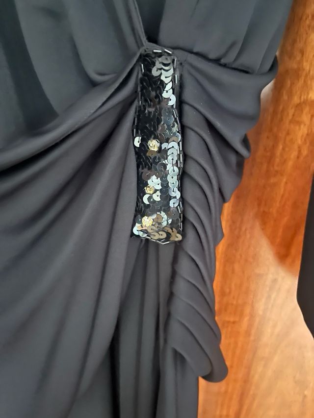 Vestido fiesta negro largo drapeado