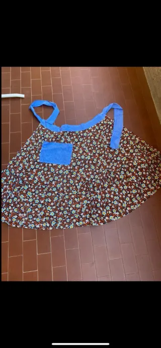 Grembiule da cucina fantasia floreale