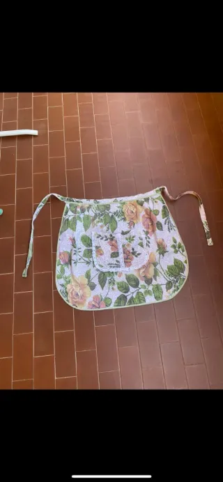 Grembiule da cucina floreale