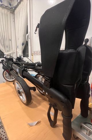 Andador con asiento y respaldo